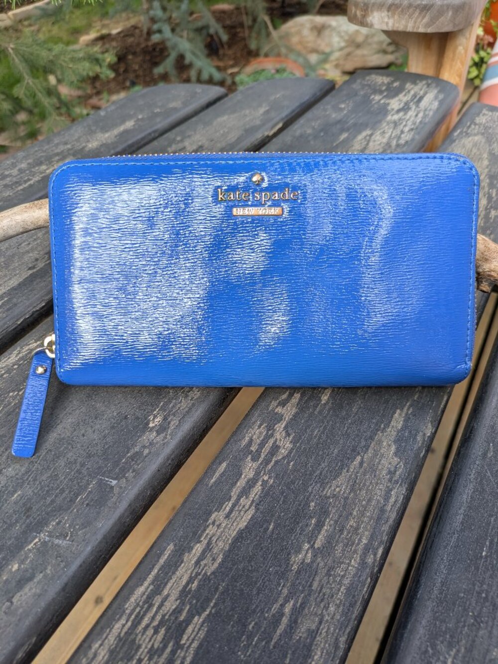 Kate Spade Cedar St Patent Lacey Wallet Orbit Blue Zip Around Leather.
